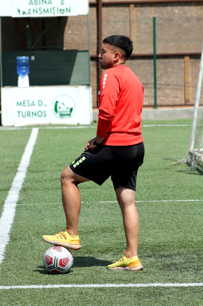 Entrenamiento técnico - Escuela Oficial Palestino